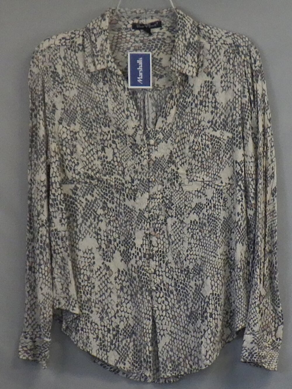 Velvet Heart Snakeskin Print Button Down Shirt NWOT   A666
